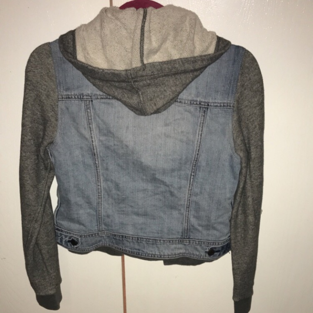 American eagle jean jacket - Picture 3 of 3